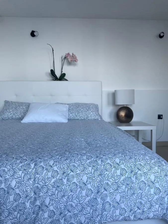 Studio Apartman Lana 3 Apartment Icici