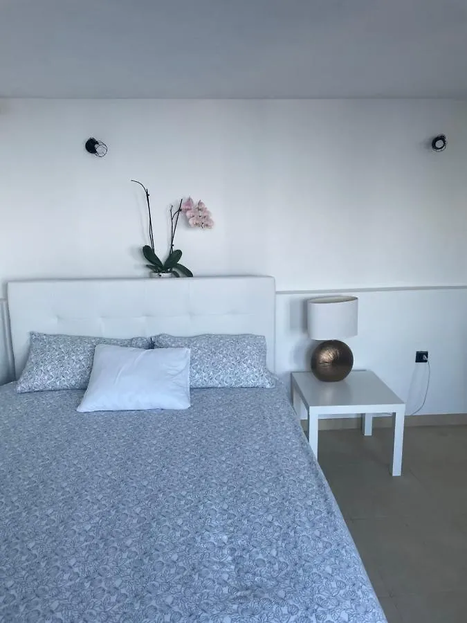 Studio Apartman Lana 3 Apartment Icici 0*,